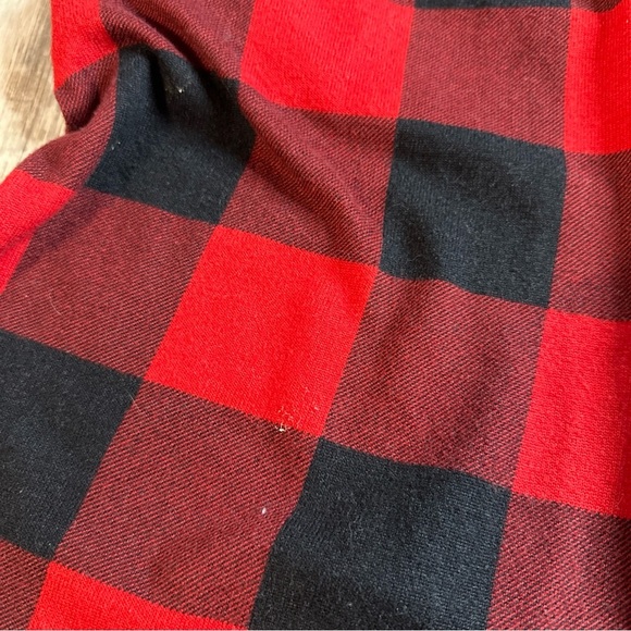 2XL Women’s Red Flannel Cardigan, Button Down - Picture 4 of 6
